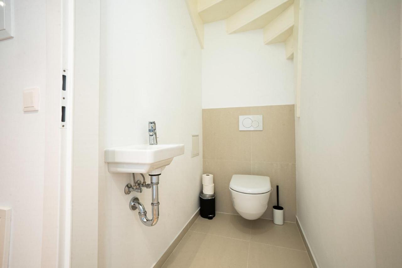 Orestaliving - Penthouse With Designer Renovation Vienna Exterior photo
